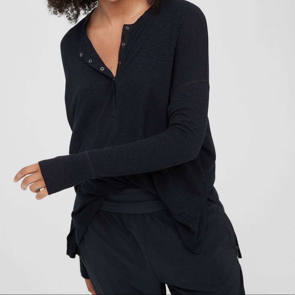 Aerie real soft long sleeve shirt